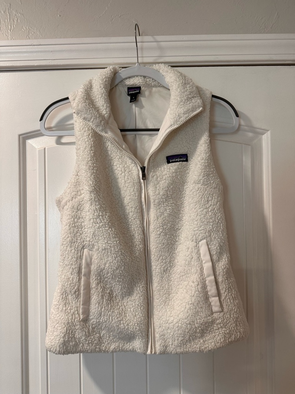 Patagonia Women’s Cream Teddy Fleece Zip-Up Vest